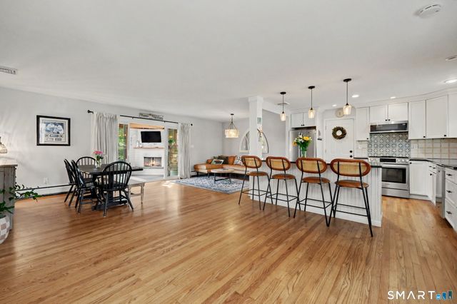 240 Third Avenue, Milford, CT 06460