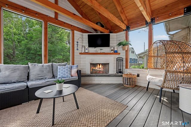240 Third Avenue, Milford, CT 06460