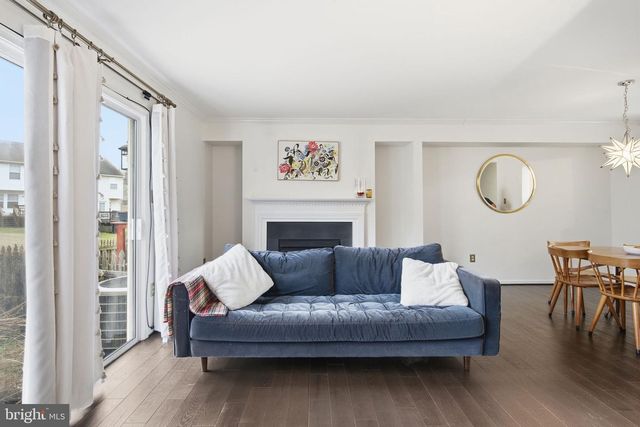 12 THORNBERRY DR, Martinsburg, WV 25403