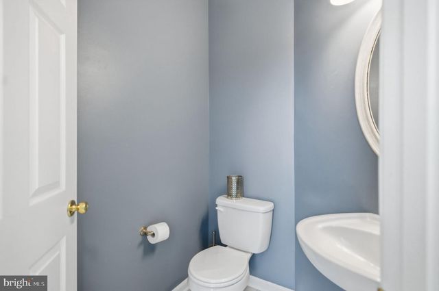 12 THORNBERRY DR, Martinsburg, WV 25403