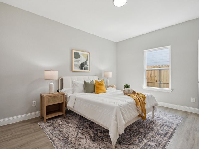6301 Pebble Avenue, Dallas, TX 75217