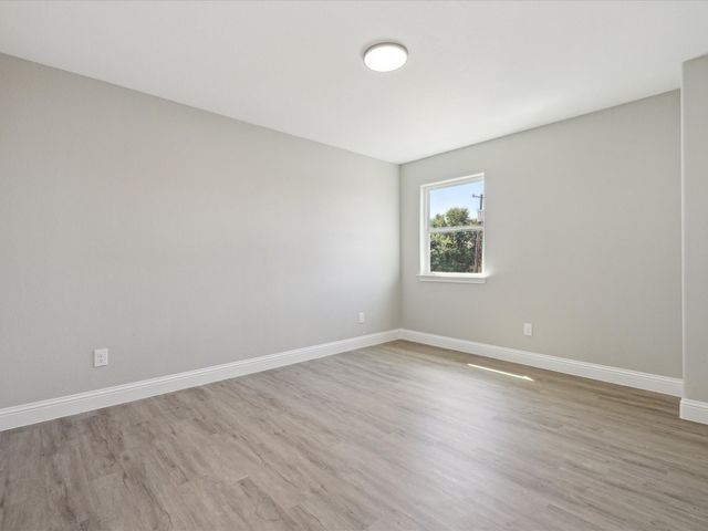 6301 Pebble Avenue, Dallas, TX 75217