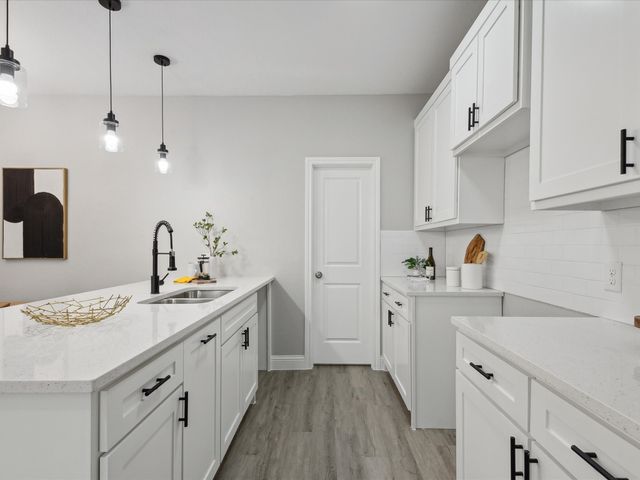 6301 Pebble Avenue, Dallas, TX 75217