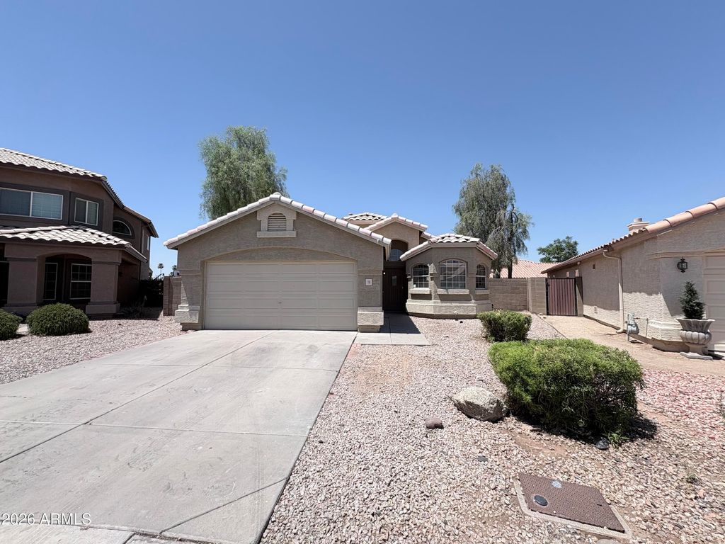 70 S SANDSTONE Street, Gilbert, AZ 85296