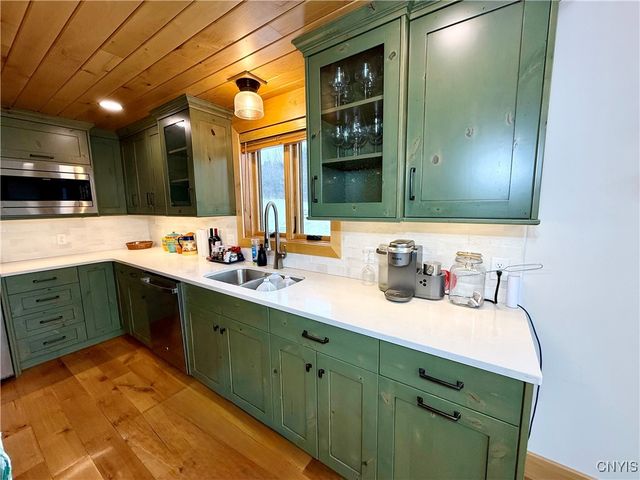 3006 Pompey Hollow Road, Cazenovia, NY 13035