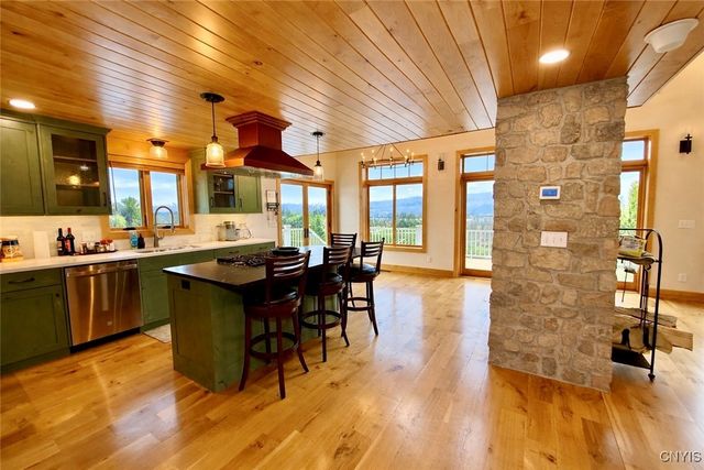 3006 Pompey Hollow Road, Cazenovia, NY 13035