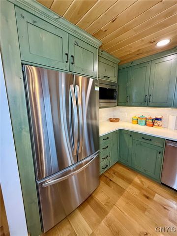 3006 Pompey Hollow Road, Cazenovia, NY 13035