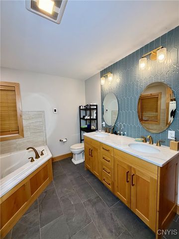 3006 Pompey Hollow Road, Cazenovia, NY 13035