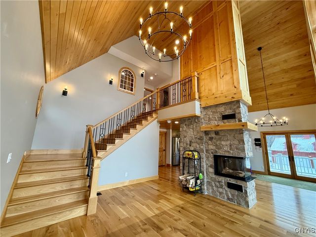 3006 Pompey Hollow Road, Cazenovia, NY 13035