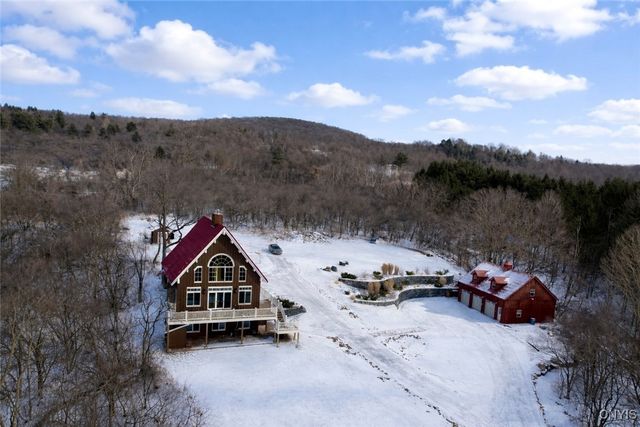 3006 Pompey Hollow Road, Cazenovia, NY 13035