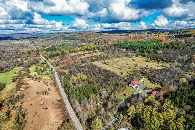 3006 Pompey Hollow Road, Cazenovia, NY 13035