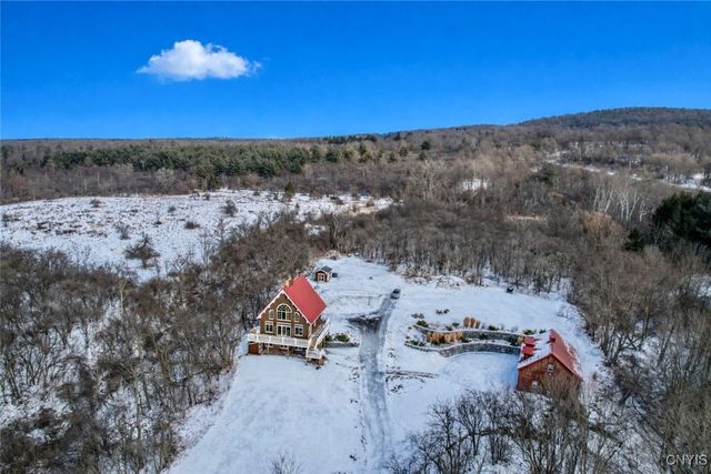 3006 Pompey Hollow Road, Cazenovia, NY 13035