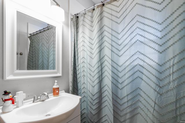 10009 E Jackson Street, Selma, IN 47383