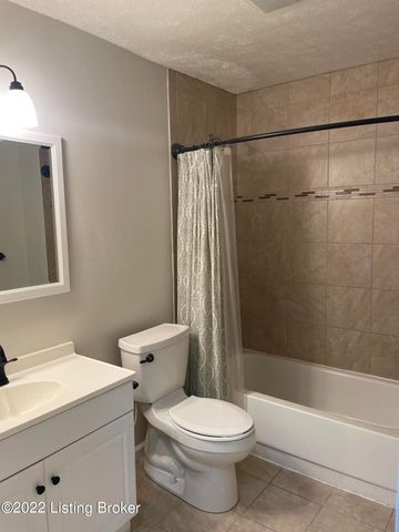 9802 Whipps Mill Rd 2, Louisville, KY 40223