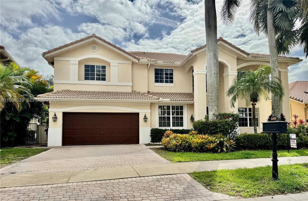 2455 Greenbrier Ct, Weston, FL 33327