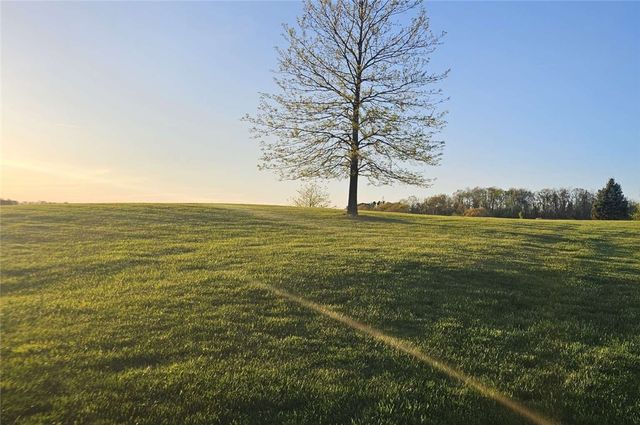 469 Dutchman Run Rd, Lower Burrell, PA 15068