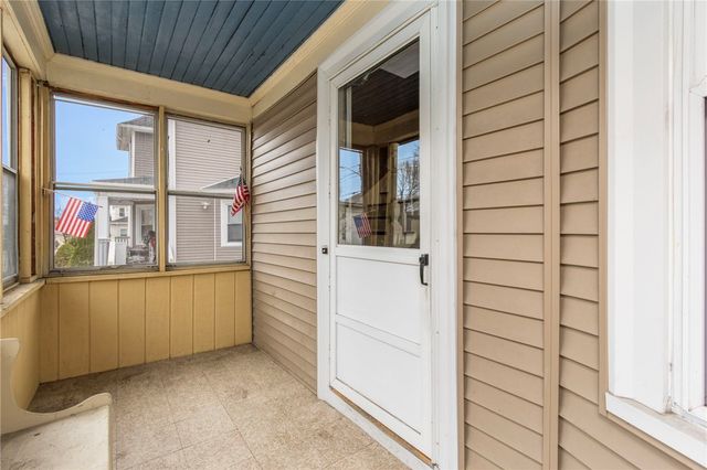 95 Corinth Street, Providence, RI 02907
