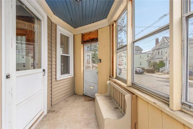 95 Corinth Street, Providence, RI 02907