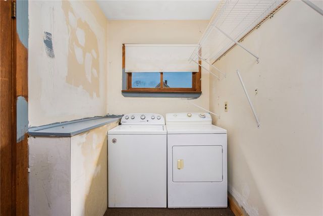 95 Corinth Street, Providence, RI 02907