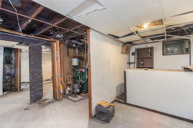 95 Corinth Street, Providence, RI 02907