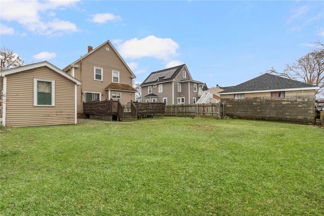 95 Corinth Street, Providence, RI 02907