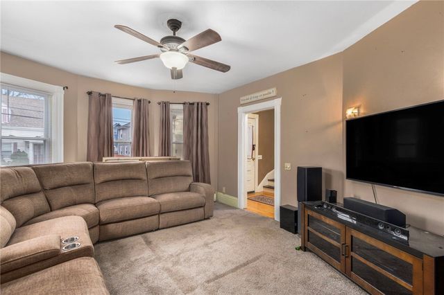 95 Corinth Street, Providence, RI 02907