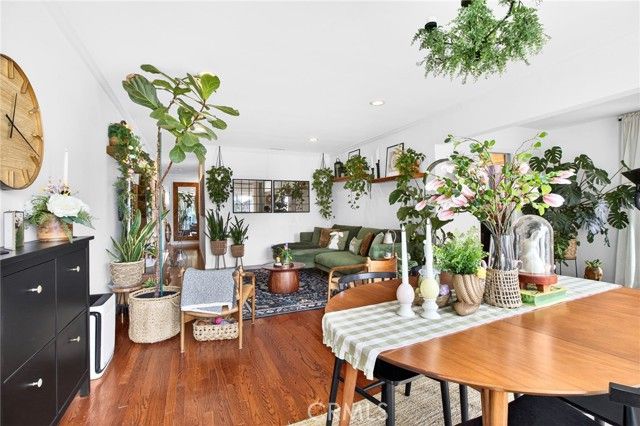 907 E Ocean Boulevard, Long Beach, CA 90802