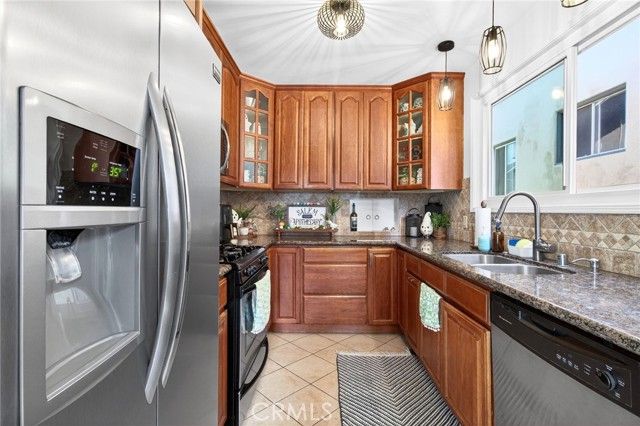 907 E Ocean Boulevard, Long Beach, CA 90802