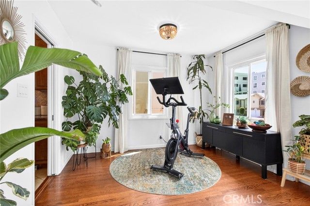 907 E Ocean Boulevard, Long Beach, CA 90802