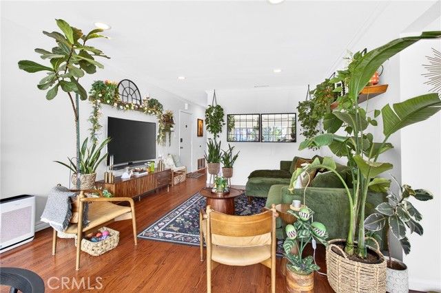 907 E Ocean Boulevard, Long Beach, CA 90802