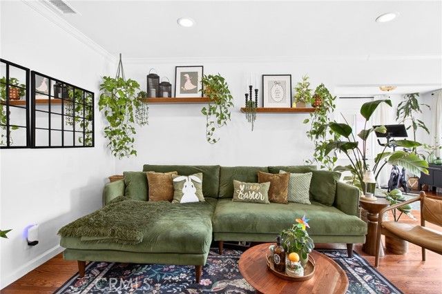 907 E Ocean Boulevard, Long Beach, CA 90802