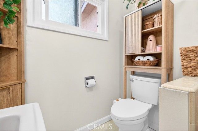 907 E Ocean Boulevard, Long Beach, CA 90802