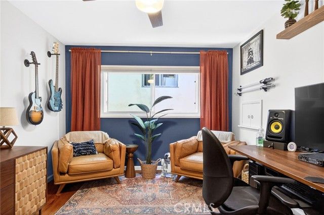 907 E Ocean Boulevard, Long Beach, CA 90802