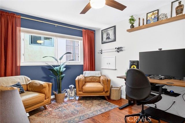 907 E Ocean Boulevard, Long Beach, CA 90802