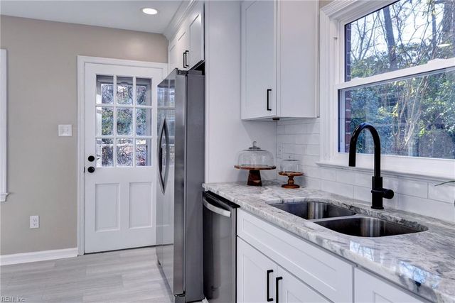 122 Duer DR, Williamsburg, VA 23188