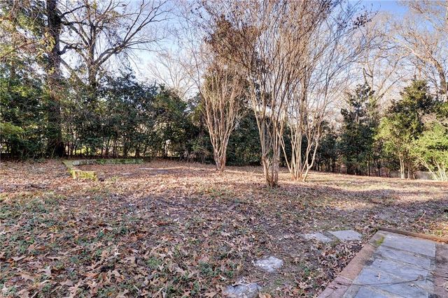 122 Duer DR, Williamsburg, VA 23188