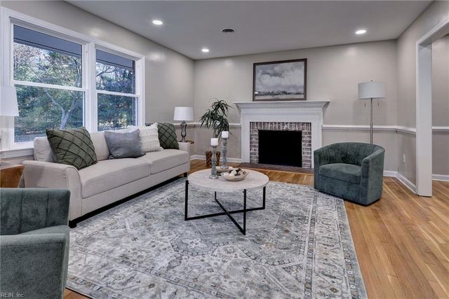 122 Duer DR, Williamsburg, VA 23188