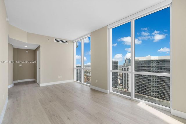 244 Biscayne Blvd UPH-4904, Miami, FL 33132