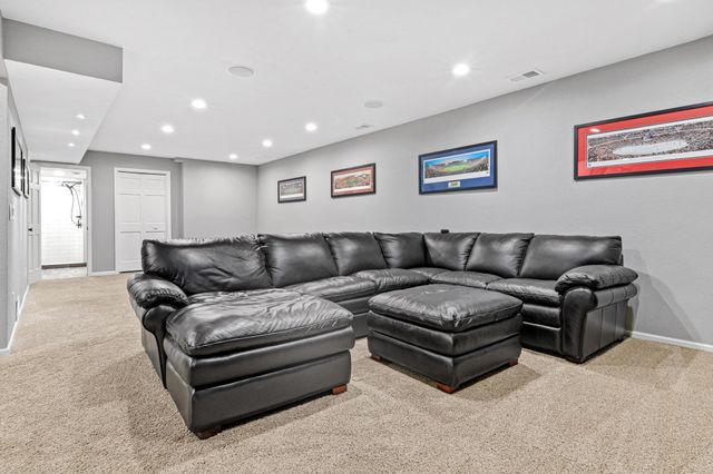 4110 Minnesota Lane N, Plymouth, MN 55446