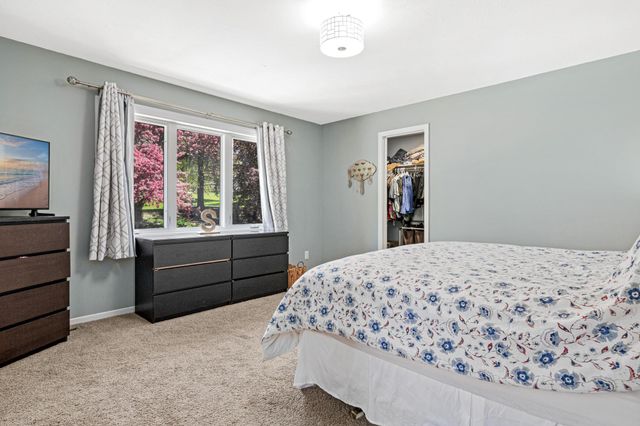 4110 Minnesota Lane N, Plymouth, MN 55446