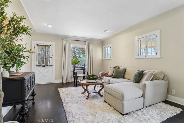 1813 N Baker, Santa Ana, CA 92706