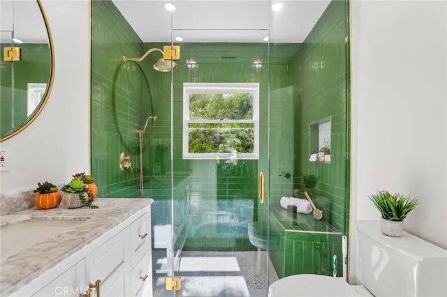 1813 N Baker, Santa Ana, CA 92706