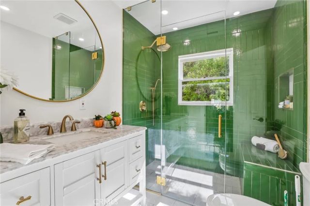1813 N Baker, Santa Ana, CA 92706