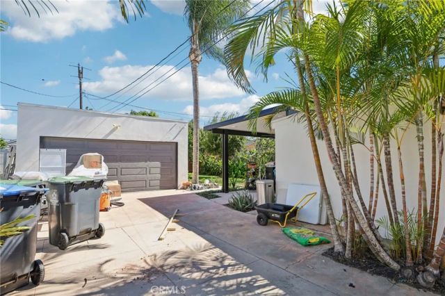 1813 N Baker, Santa Ana, CA 92706