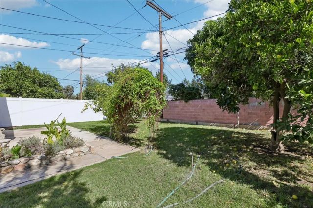 1813 N Baker, Santa Ana, CA 92706