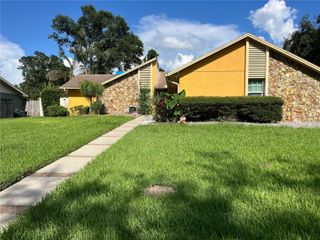 6242 CHRISTINA GROVES CIRCLE W, Lakeland, FL 33813