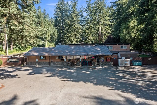 21827 Crest Lane SE, Yelm, WA 98597