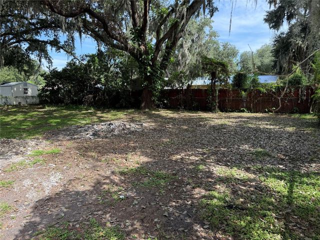 3008 OAKVIEW LANE, Plant City, FL 33566