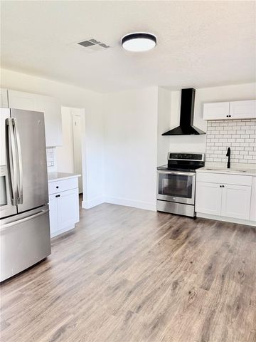 3008 OAKVIEW LANE, Plant City, FL 33566