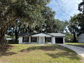 3008 OAKVIEW LANE, Plant City, FL 33566